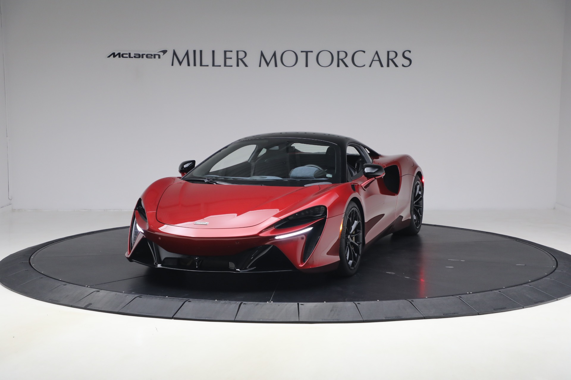 Used 2023 McLaren Artura Performance for sale $179,900 at Bentley Greenwich in Greenwich CT 06830 1