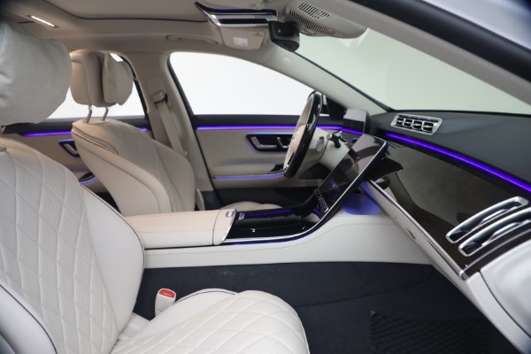 Used 2026 Mercedes-Benz S-Class S 580 4MATIC for sale $125,900 at Bentley Greenwich in Greenwich CT 06830 21