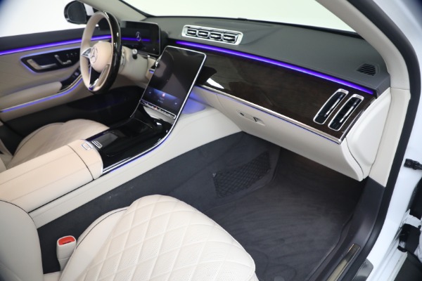 Used 2026 Mercedes-Benz S-Class S 580 4MATIC for sale $125,900 at Bentley Greenwich in Greenwich CT 06830 23