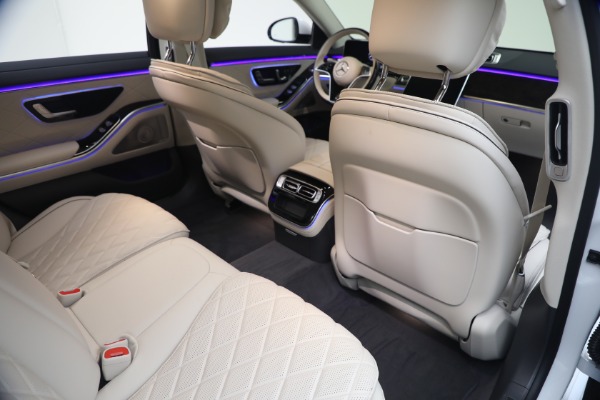 Used 2026 Mercedes-Benz S-Class S 580 4MATIC for sale $125,900 at Bentley Greenwich in Greenwich CT 06830 26