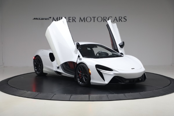 Used 2023 McLaren Artura TechLux for sale $164,900 at Bentley Greenwich in Greenwich CT 06830 20