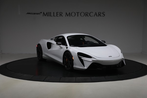 Used 2023 McLaren Artura Performance for sale $164,900 at Bentley Greenwich in Greenwich CT 06830 11