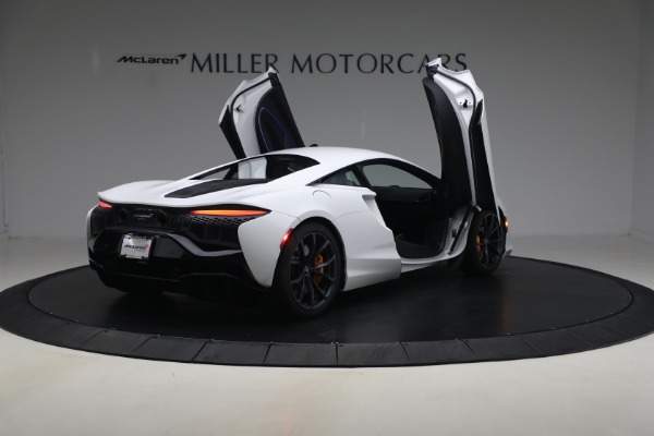 Used 2023 McLaren Artura Performance for sale $164,900 at Bentley Greenwich in Greenwich CT 06830 18