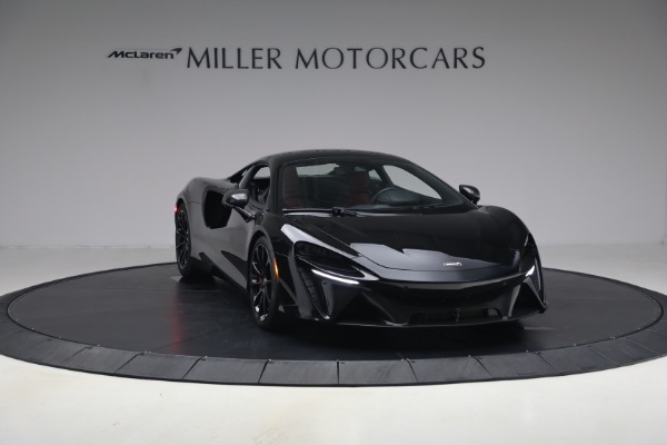 Used 2024 McLaren Artura TechLux for sale Call for price at Bentley Greenwich in Greenwich CT 06830 11