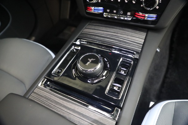 Used 2026 Rolls-Royce Spectre for sale $405,900 at Bentley Greenwich in Greenwich CT 06830 27