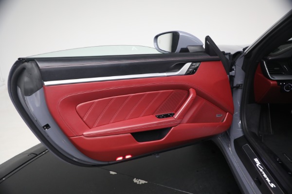 Used 2021 Porsche 911 Carrera S for sale $134,900 at Bentley Greenwich in Greenwich CT 06830 20