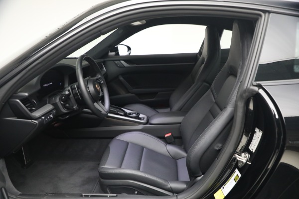 Used 2025 Porsche 911 Carrera for sale $137,900 at Bentley Greenwich in Greenwich CT 06830 16