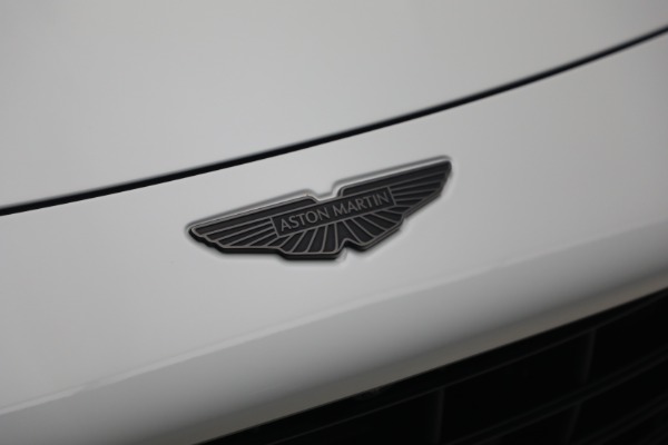 New 2026 Aston Martin Vantage S Roadster for sale $261,400 at Bentley Greenwich in Greenwich CT 06830 25
