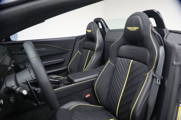 New 2026 Aston Martin Vantage S Roadster for sale $256,400 at Bentley Greenwich in Greenwich CT 06830 26