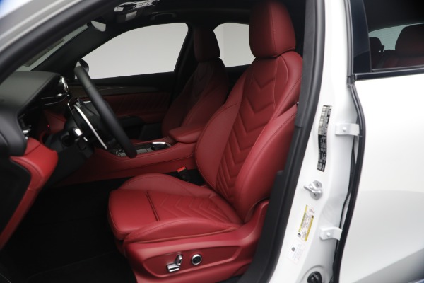 New 2026 Maserati Grecale Modena V6 for sale $99,195 at Bentley Greenwich in Greenwich CT 06830 15