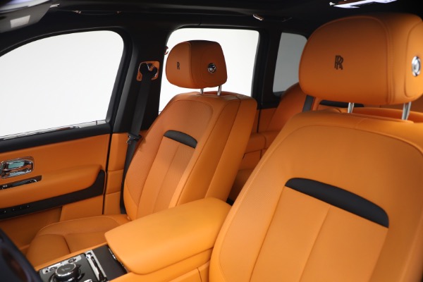 New 2026 Rolls-Royce Cullinan for sale $414,900 at Bentley Greenwich in Greenwich CT 06830 19