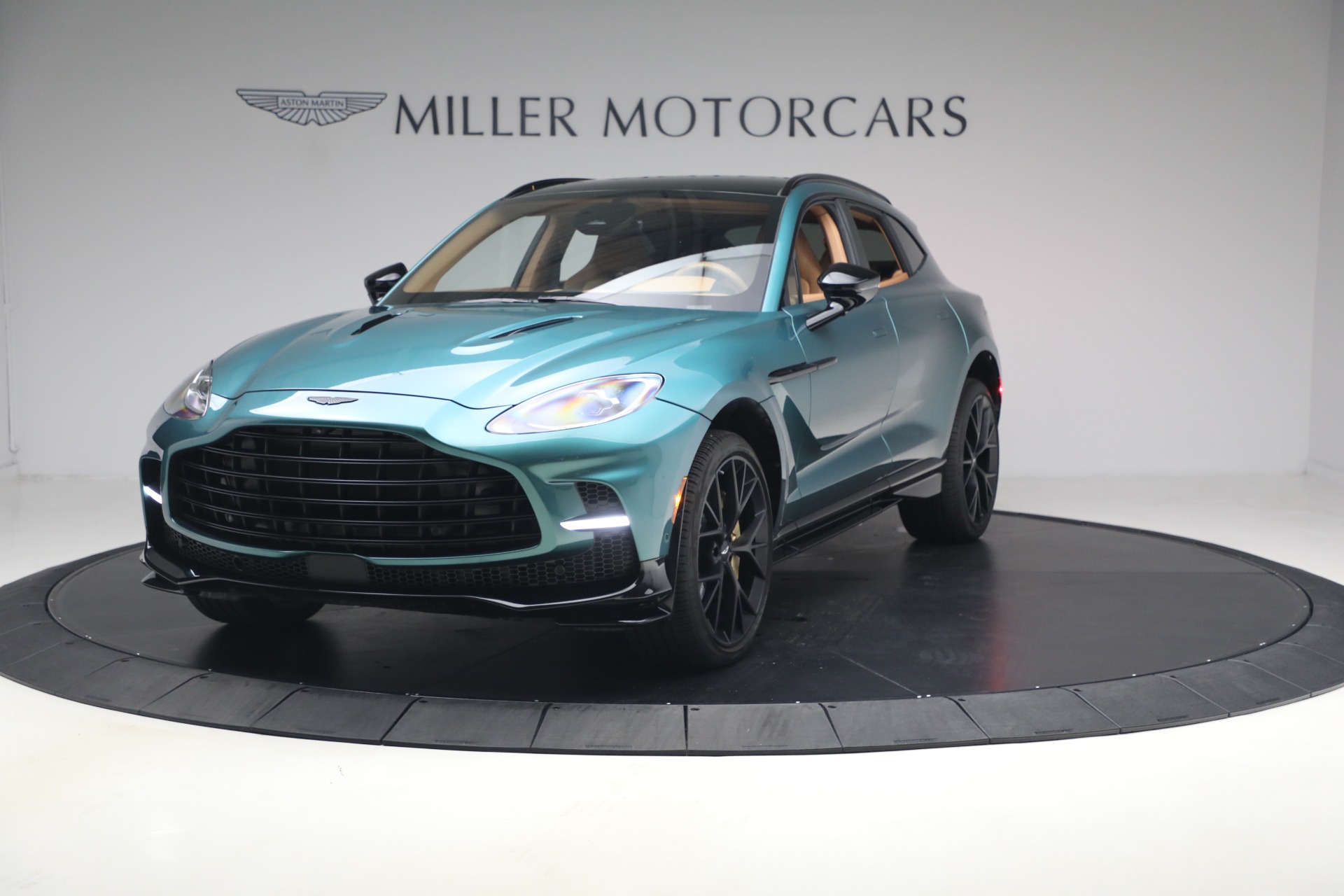 Used 2025 Aston Martin DBX 707 for sale $219,900 at Bentley Greenwich in Greenwich CT 06830 1
