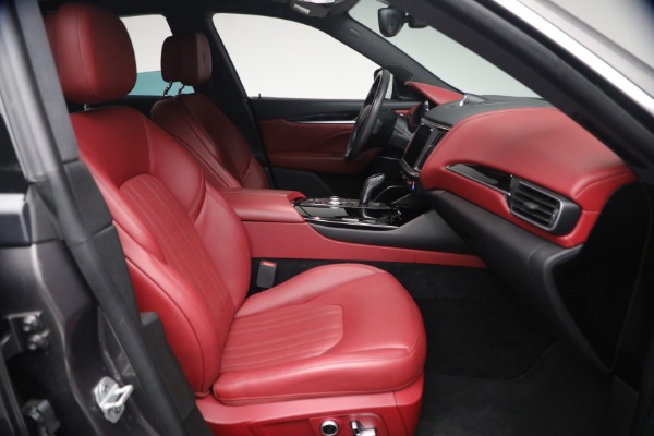 Used 2022 Maserati Levante GT for sale $42,900 at Bentley Greenwich in Greenwich CT 06830 13
