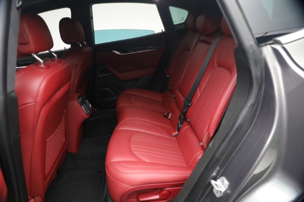 Used 2022 Maserati Levante GT for sale $42,900 at Bentley Greenwich in Greenwich CT 06830 19