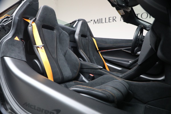 Used 2025 McLaren 750S Spider Performance for sale $369,900 at Bentley Greenwich in Greenwich CT 06830 24
