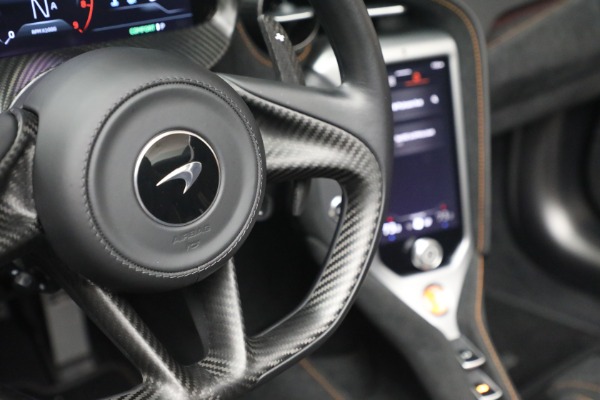 Used 2025 McLaren 750S Spider Performance for sale $369,900 at Bentley Greenwich in Greenwich CT 06830 27