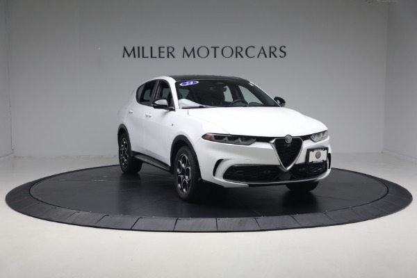 Used 2024 Alfa Romeo Tonale Hybrid Ti for sale $28,900 at Bentley Greenwich in Greenwich CT 06830 11