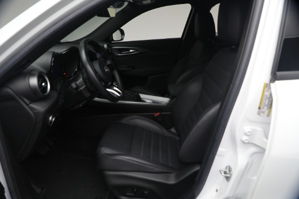 Used 2024 Alfa Romeo Tonale Hybrid Ti for sale $28,900 at Bentley Greenwich in Greenwich CT 06830 13