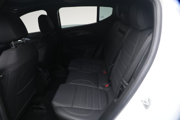 Used 2024 Alfa Romeo Tonale Hybrid Ti for sale $28,900 at Bentley Greenwich in Greenwich CT 06830 17