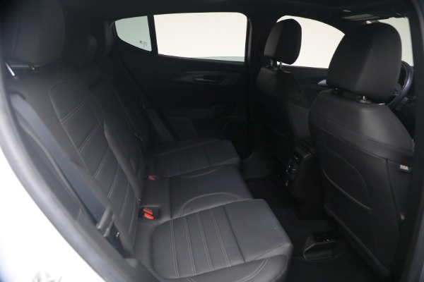 Used 2024 Alfa Romeo Tonale Hybrid Ti for sale $28,900 at Bentley Greenwich in Greenwich CT 06830 18