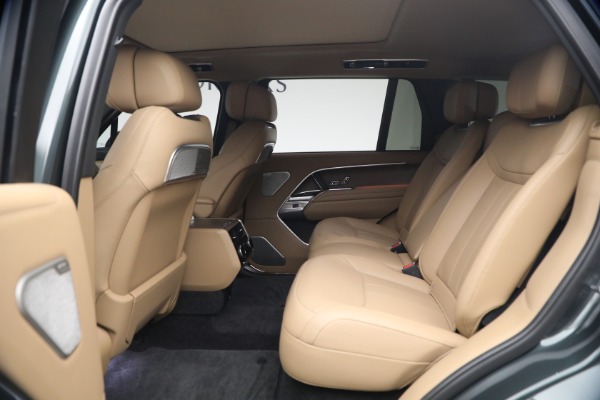 Used 2025 Land Rover Range Rover P530 Autobiography LWB for sale $153,900 at Bentley Greenwich in Greenwich CT 06830 16
