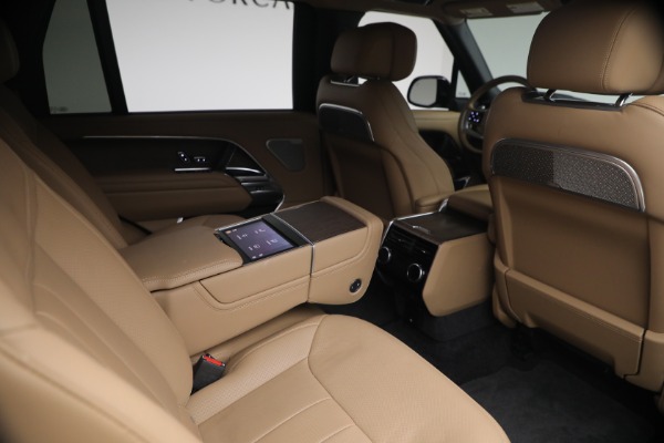 Used 2025 Land Rover Range Rover P530 Autobiography LWB for sale $153,900 at Bentley Greenwich in Greenwich CT 06830 26