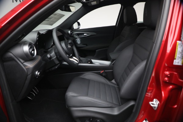 New 2026 Alfa Romeo Tonale Sprint for sale $46,935 at Bentley Greenwich in Greenwich CT 06830 14