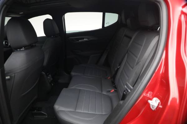 New 2026 Alfa Romeo Tonale Sprint for sale $46,935 at Bentley Greenwich in Greenwich CT 06830 18