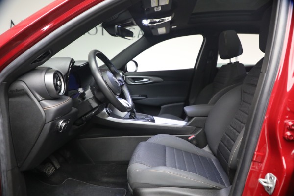 Used 2024 Alfa Romeo Tonale Hybrid Ti for sale $29,900 at Bentley Greenwich in Greenwich CT 06830 15