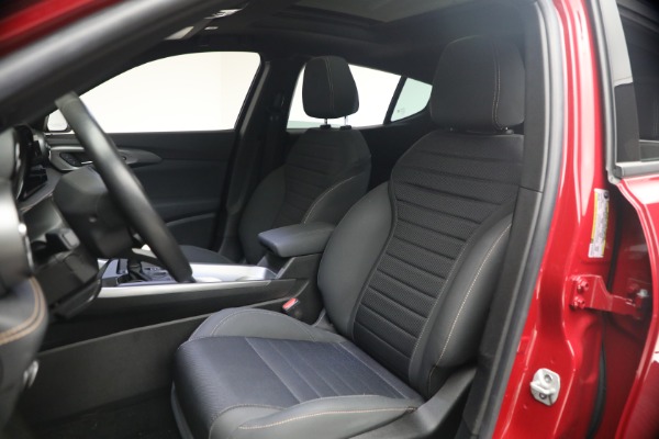 Used 2024 Alfa Romeo Tonale Hybrid Ti for sale $29,900 at Bentley Greenwich in Greenwich CT 06830 16