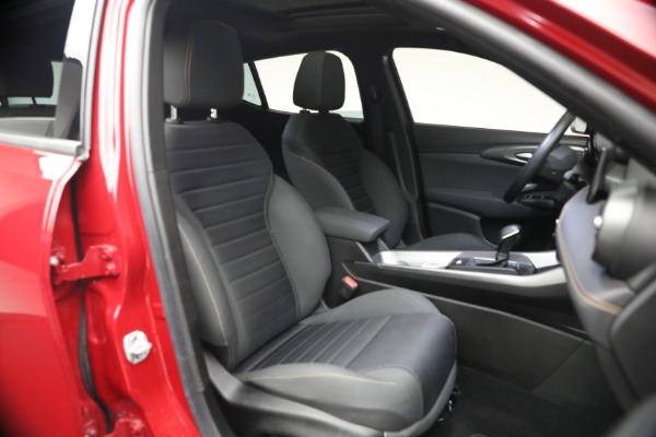 Used 2024 Alfa Romeo Tonale Hybrid Ti for sale $29,900 at Bentley Greenwich in Greenwich CT 06830 17