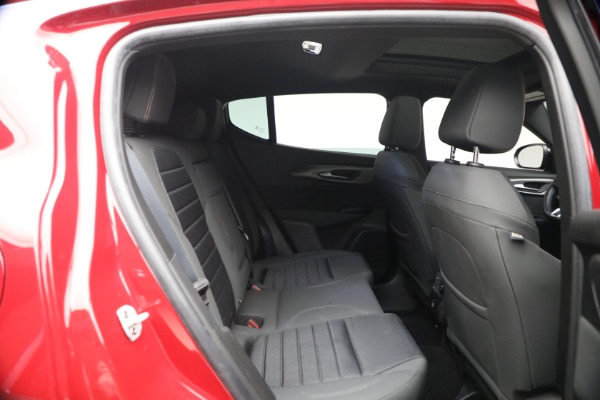Used 2024 Alfa Romeo Tonale Hybrid Ti for sale $29,900 at Bentley Greenwich in Greenwich CT 06830 20