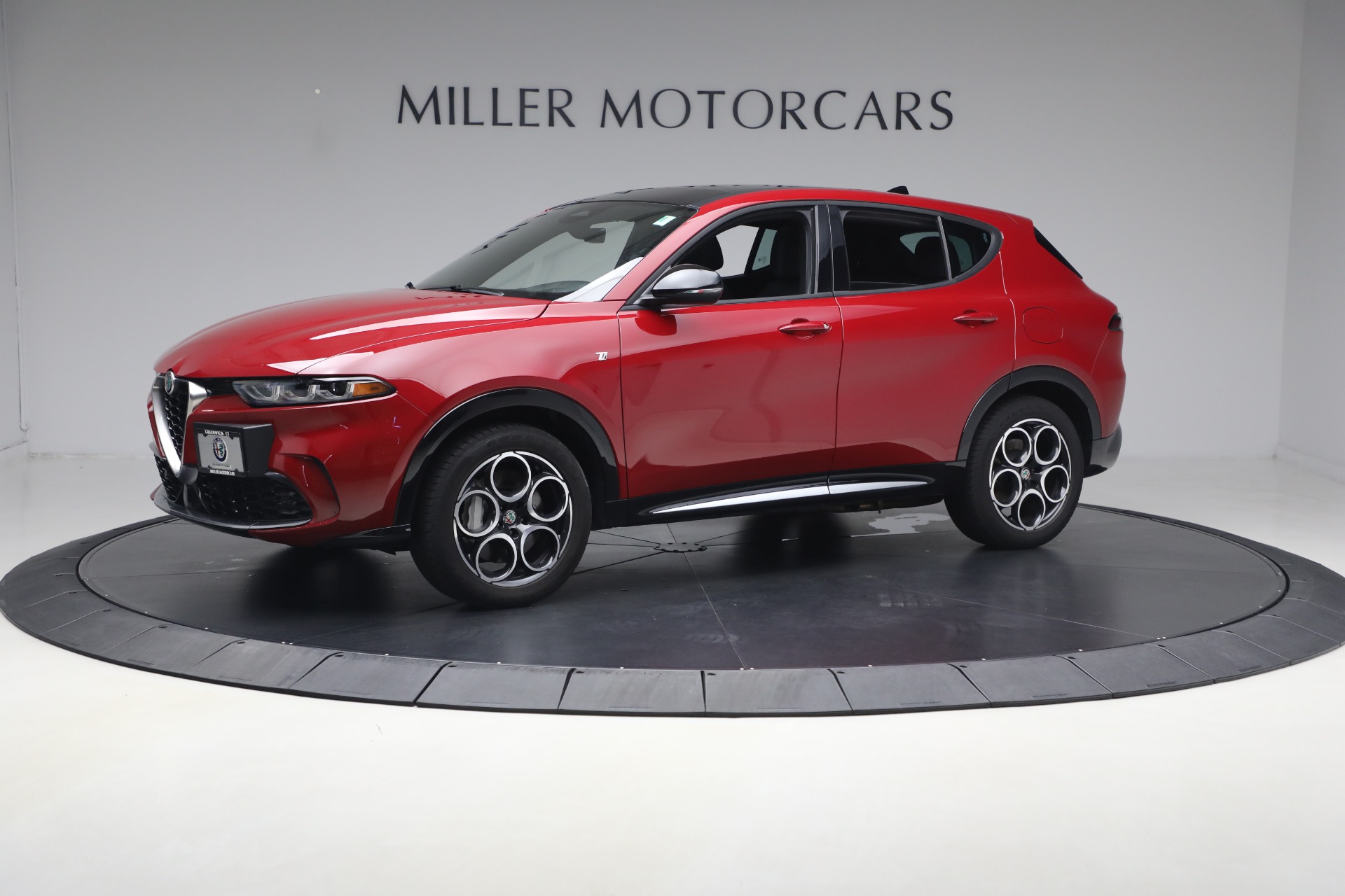 Used 2024 Alfa Romeo Tonale Hybrid Ti for sale $29,900 at Bentley Greenwich in Greenwich CT 06830 1