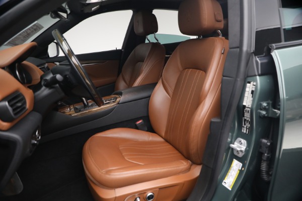 Used 2022 Maserati Levante GT for sale $42,900 at Bentley Greenwich in Greenwich CT 06830 13