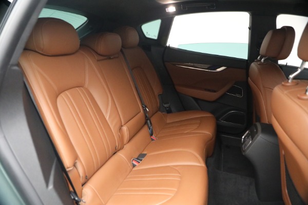 Used 2022 Maserati Levante GT for sale $42,900 at Bentley Greenwich in Greenwich CT 06830 17