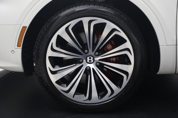 Used 2022 Bentley Bentayga V8 for sale $137,900 at Bentley Greenwich in Greenwich CT 06830 14