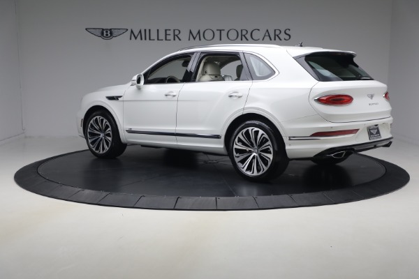 Used 2022 Bentley Bentayga V8 for sale $137,900 at Bentley Greenwich in Greenwich CT 06830 4