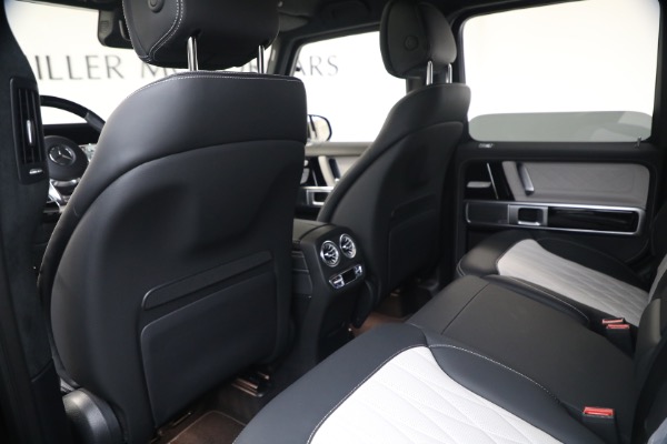 Used 2023 Mercedes-Benz AMG G 63 4x4 Squared for sale $275,900 at Bentley Greenwich in Greenwich CT 06830 20