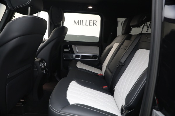 Used 2023 Mercedes-Benz AMG G 63 4x4 Squared AMG G 63 4x4 Squared for sale $275,900 at Bentley Greenwich in Greenwich CT 06830 21