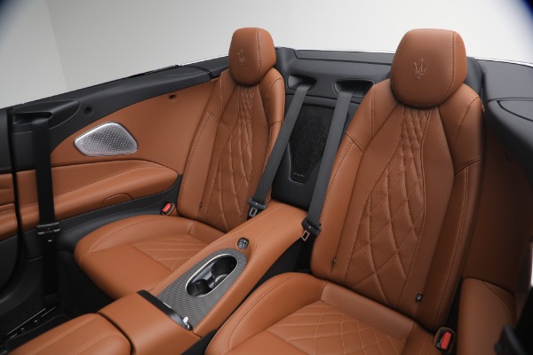 New 2026 Maserati GranCabrio for sale $178,105 at Bentley Greenwich in Greenwich CT 06830 21
