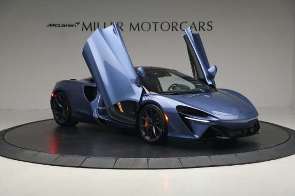 New 2026 McLaren Artura Spider Performance for sale $336,300 at Bentley Greenwich in Greenwich CT 06830 20