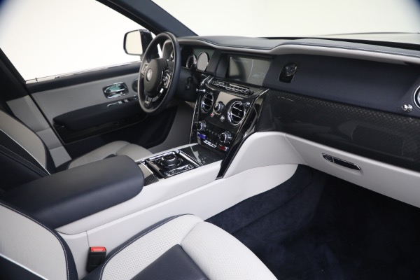 Used 2022 Rolls-Royce Black Badge Cullinan for sale $299,900 at Bentley Greenwich in Greenwich CT 06830 18