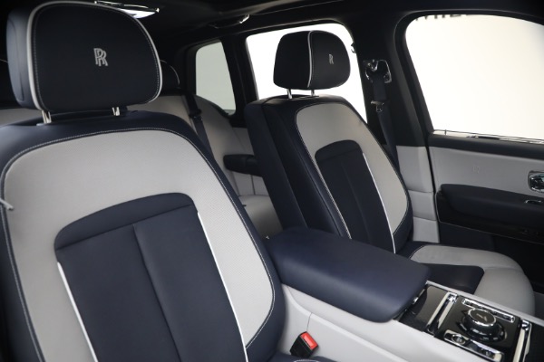 Used 2022 Rolls-Royce Black Badge Cullinan for sale $299,900 at Bentley Greenwich in Greenwich CT 06830 20