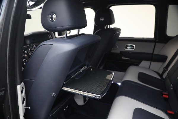 Used 2022 Rolls-Royce Black Badge Cullinan for sale $299,900 at Bentley Greenwich in Greenwich CT 06830 23