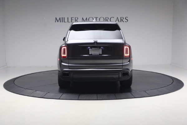 Used 2022 Rolls-Royce Black Badge Cullinan for sale $299,900 at Bentley Greenwich in Greenwich CT 06830 9