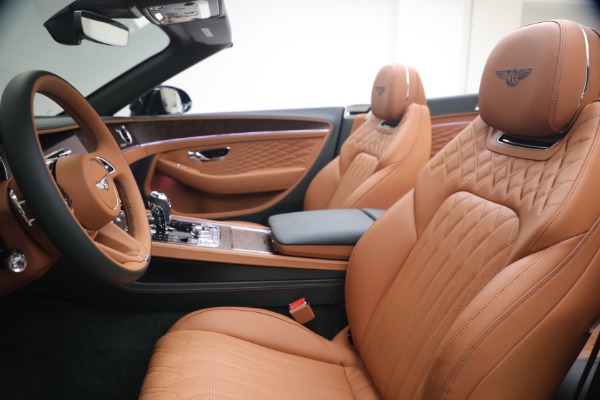 New 2026 Bentley Continental GTC Azure for sale $390,870 at Bentley Greenwich in Greenwich CT 06830 24