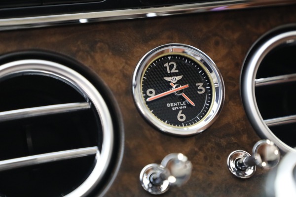 New 2026 Bentley Continental GTC Azure for sale $390,870 at Bentley Greenwich in Greenwich CT 06830 27
