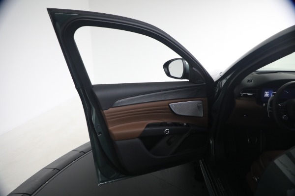 New 2026 Maserati Grecale Modena V6 for sale $97,295 at Bentley Greenwich in Greenwich CT 06830 24