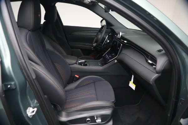 New 2026 Maserati Grecale Modena V6 for sale $96,825 at Bentley Greenwich in Greenwich CT 06830 16