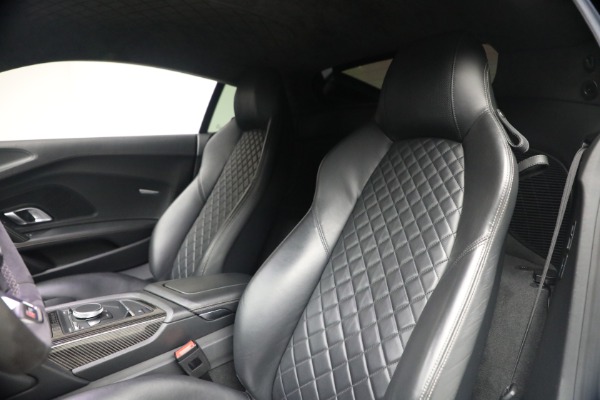 Used 2020 Audi R8 5.2 quattro V10 performance for sale $213,900 at Bentley Greenwich in Greenwich CT 06830 21